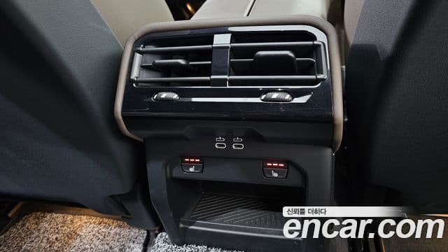 BMW 5 Series 2024 — ფოტო 19/20