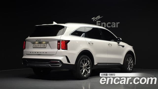 Kia Sorento 2022 — ფოტო 2/20