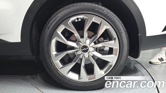 Kia Sorento 2022 — ფოტო 5/20