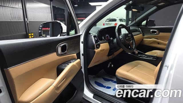 Kia Sorento 2022 — ფოტო 10/20