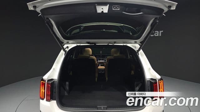 Kia Sorento 2022 — ფოტო 20/20