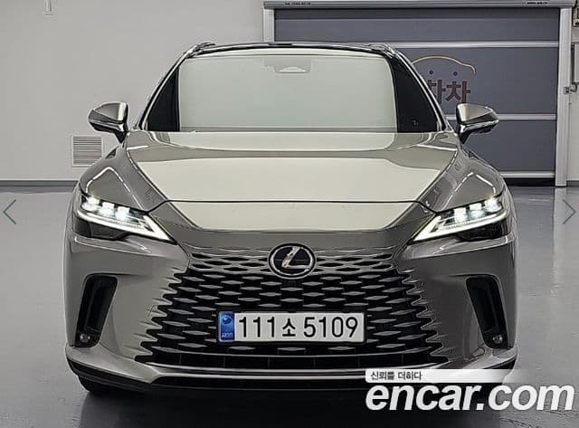 Lexus RX350h 2023 — Şəkil 1/2