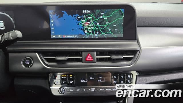 Kia Seltos 2023 — ფოტო 18/20