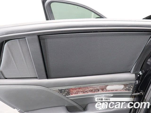 Genesis G90 2023 — Şəkil 18/20