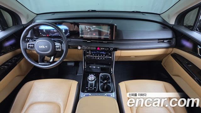 Kia Carnival 2022 — ფოტო 7/20