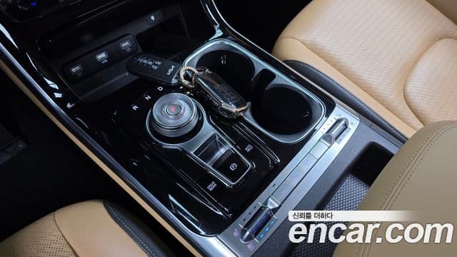 Kia Carnival 2022 — ფოტო 9/20