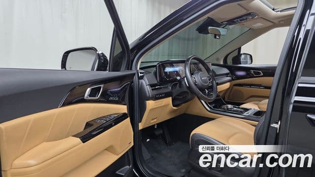 Kia Carnival 2022 — ფოტო 10/20
