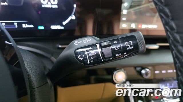 Kia Carnival 2022 — ფოტო 20/20