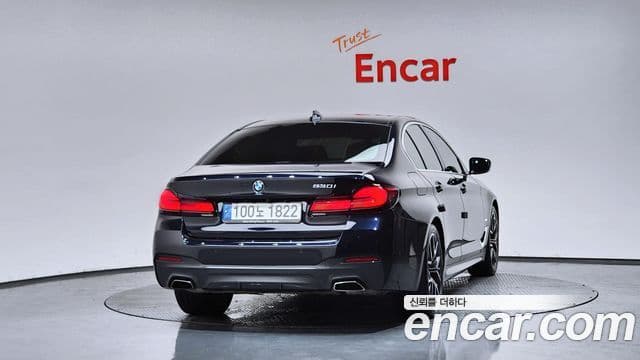 BMW 5 Series 2021 — ფოტო 3/20