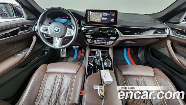 BMW 5 Series 2021 — ფოტო 6/20