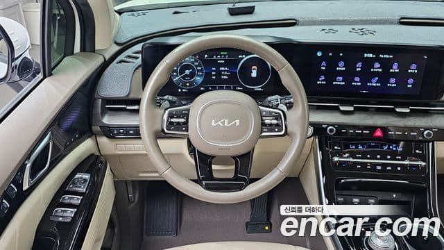 Kia Carnival 2022 — Şəkil 13/20
