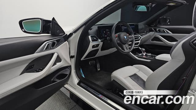 BMW M4 2023 — Фото 11/20