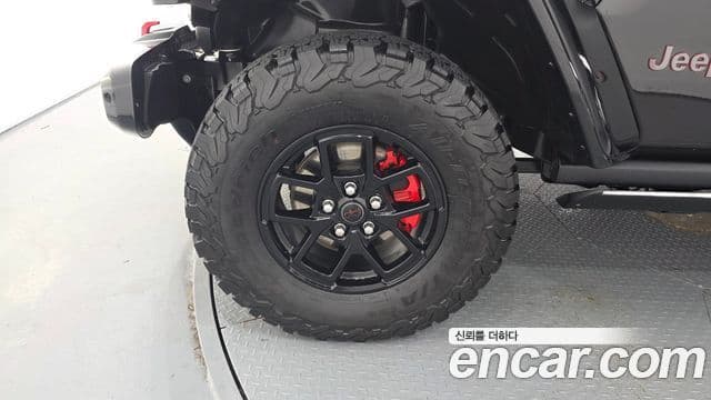 Jeep Wrangler 2025 — Şəkil 4/20