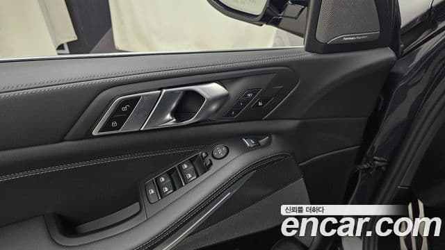 BMW X5 2021 — фото 19 из 20