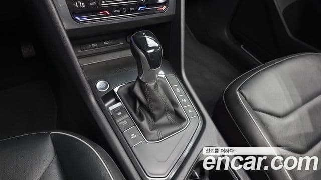 Volkswagen Tiguan 2023 — Şəkil 9/20