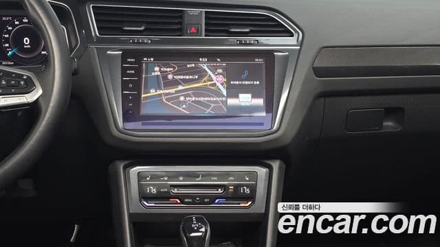 Volkswagen Tiguan 2023 — Şəkil 13/20