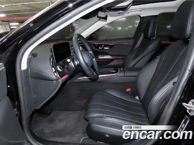 Mercedes-Benz E-Class 2024 — ფოტო 5/19