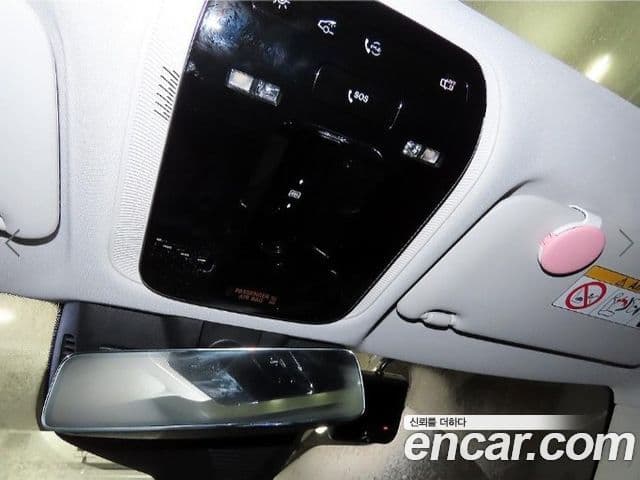Mercedes-Benz E-Class 2024 — ფოტო 13/19