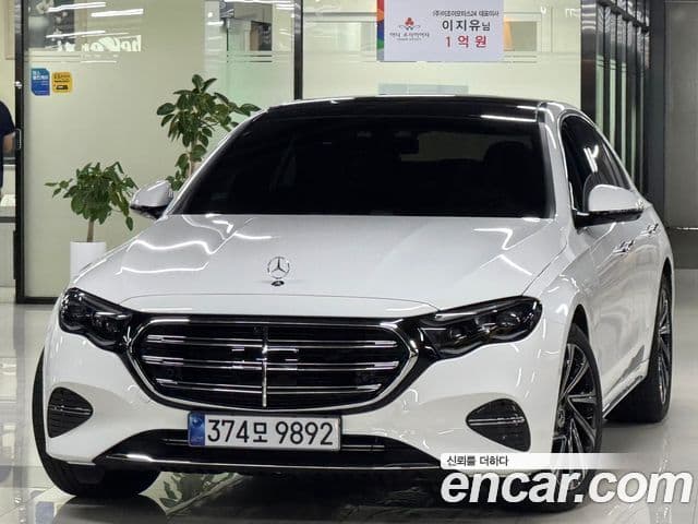 Mercedes-Benz E-Class 2025 — Şəkil 9/16