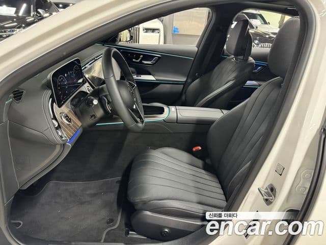 Mercedes-Benz E-Class 2025 — Şəkil 10/16