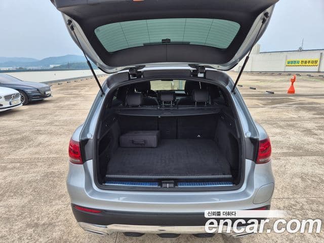 Mercedes-Benz GLC-Class 2021 — Şəkil 12/12