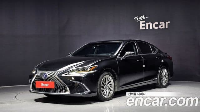 Lexus ES300h 2021 — ფოტო 1/20