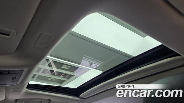 Lexus ES300h 2021 — ფოტო 19/20