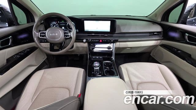 Kia Carnival 2022 — ფოტო 10/20