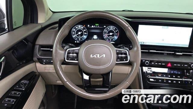 Kia Carnival 2022 — ფოტო 11/20