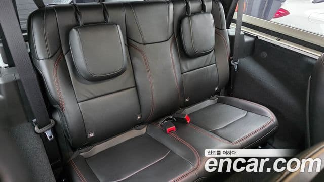 Jeep Wrangler 2022 — ფოტო 11/20