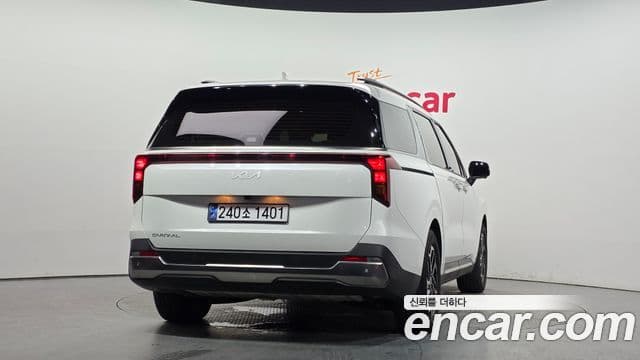 Kia Carnival 2023 — ფოტო 3/20