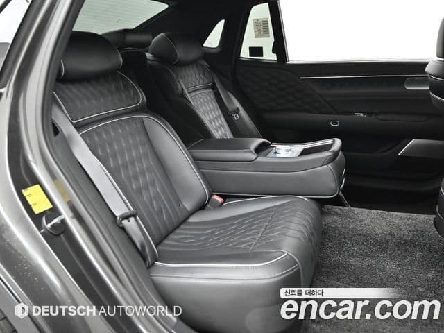 Genesis G90 2022 — фото 12 из 20