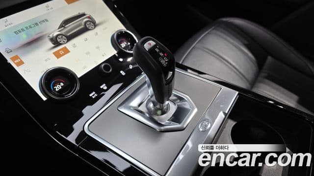 Land Rover Range Rover Evoque 2022 — Şəkil 9/20