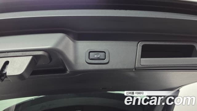 Land Rover Range Rover Evoque 2022 — Şəkil 18/20