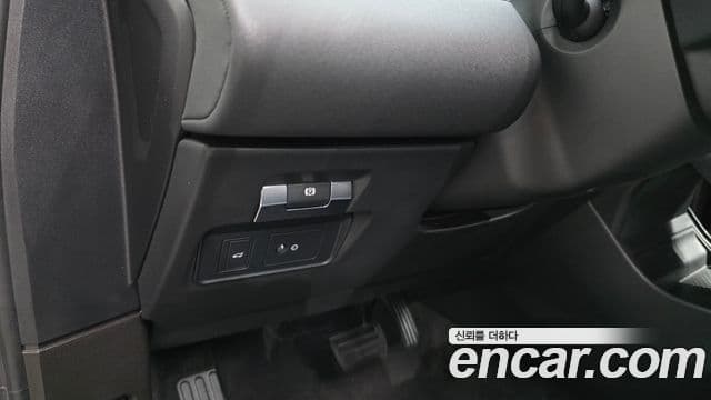 Land Rover Range Rover Evoque 2022 — Photo 23/36