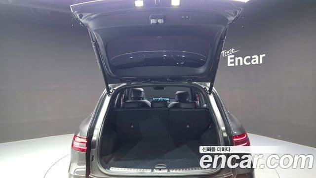 Genesis GV70 2021 — Şəkil 18/20
