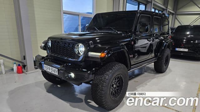Jeep Wrangler 2025 — ფოტო 9/20