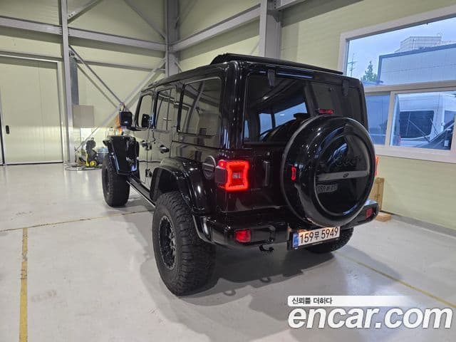 Jeep Wrangler 2025 — ფოტო 3/20