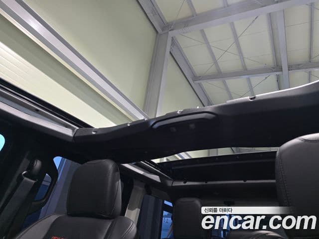 Jeep Wrangler 2025 — ფოტო 11/20
