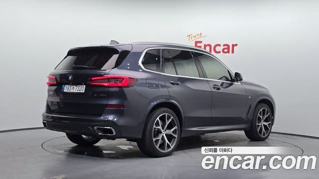 BMW X5 2021 — ფოტო 2/20