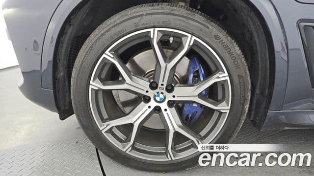 BMW X5 2021 — ფოტო 5/20