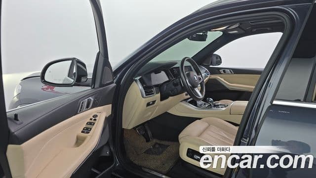 BMW X5 2021 — ფოტო 10/20