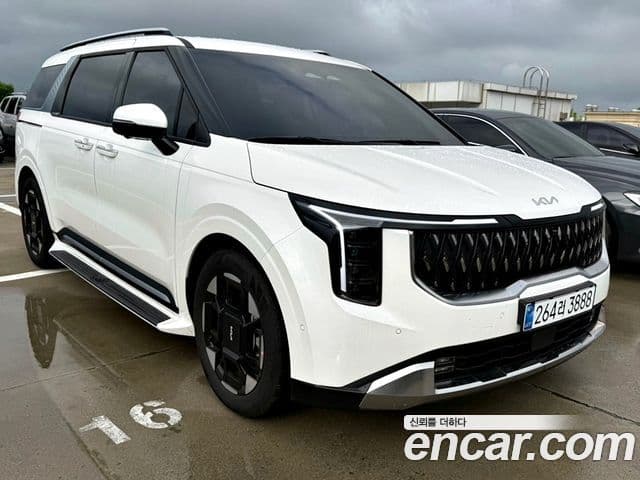 Kia Carnival 2025 — фото 4 из 20