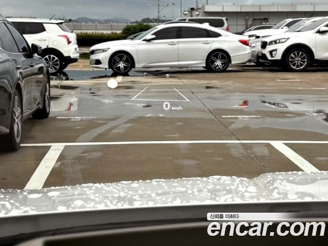 Kia Carnival 2025 — фото 17 из 20