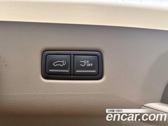 Kia Carnival 2025 — фото 18 из 20
