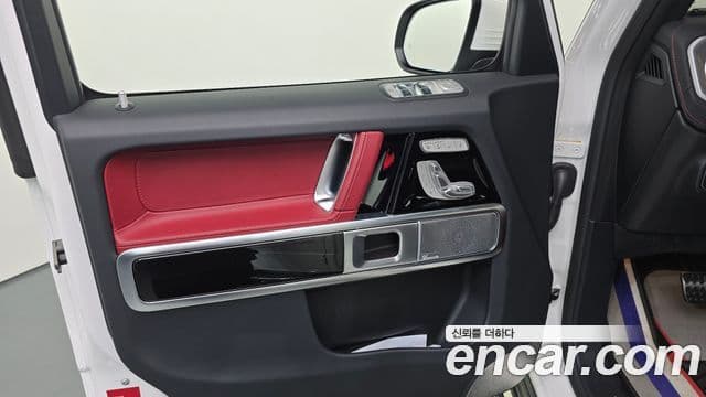 Mercedes-Benz G-Class 2026 — Photo 17/34