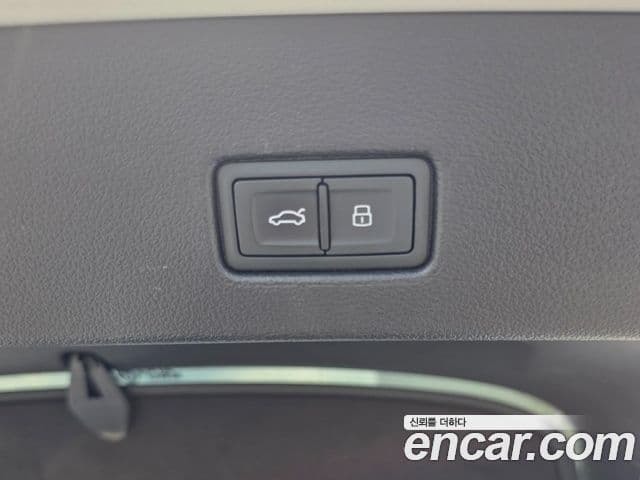 Audi A7 2021 — ფოტო 14/15