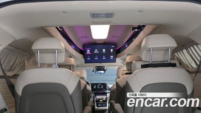 Kia Carnival 2023 — Şəkil 16/20
