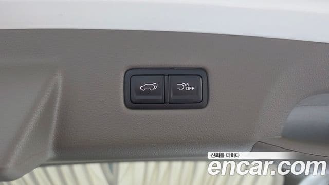 Kia Carnival 2023 — Şəkil 18/20