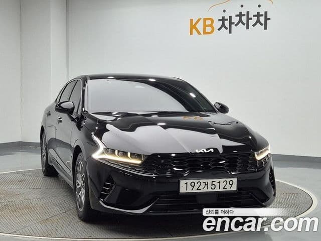 Kia K5 2023 — Şəkil 3/18